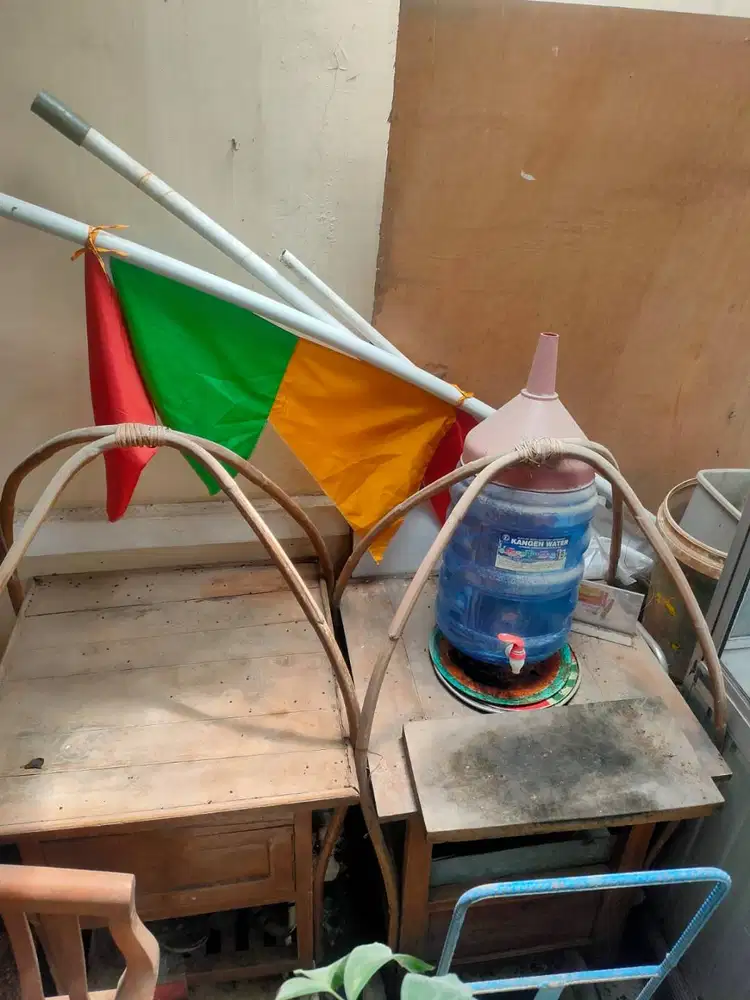 Gerobak bekaa empal.gentong ... kondisi seadanya