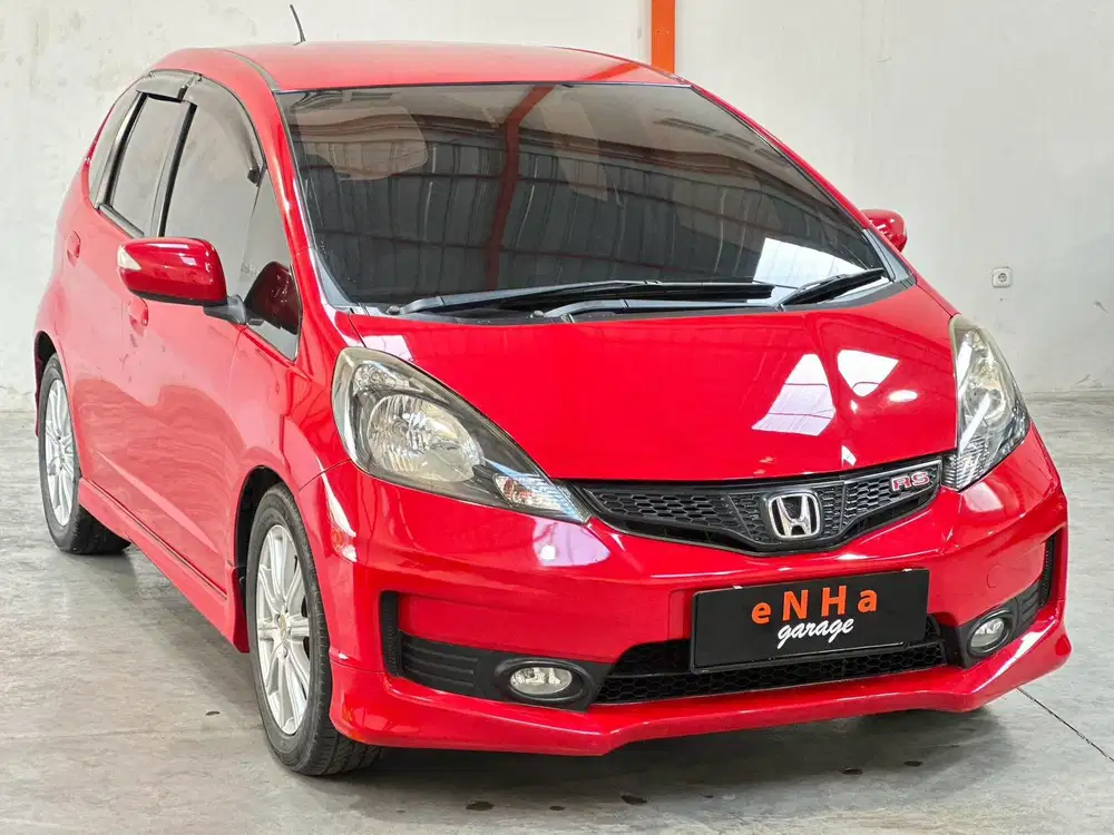 KM 38rb.. Honda JAZZ RS Ge8 1.5 A/T 2014 MMC.. eNHa garage Semarang..