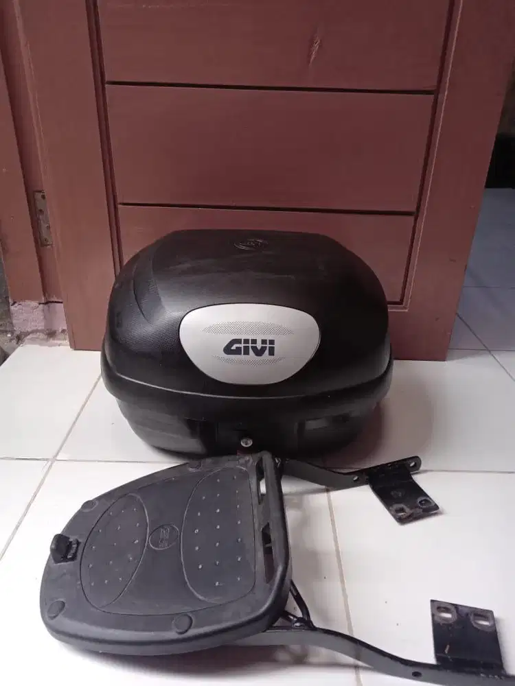 Box Motor Givi second bagus