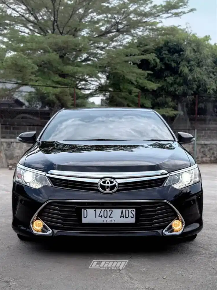 Toyota Camry 2.5 V Matic 2015
Mobil Bagus dan Terawat
KM 103.000 Asli
