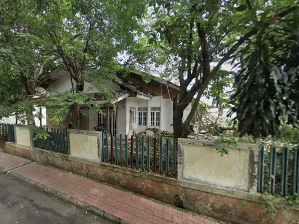 Dijual rumah hitung tanah posisi hook atau kavling di dekat sektor 5 bintaro near STAN