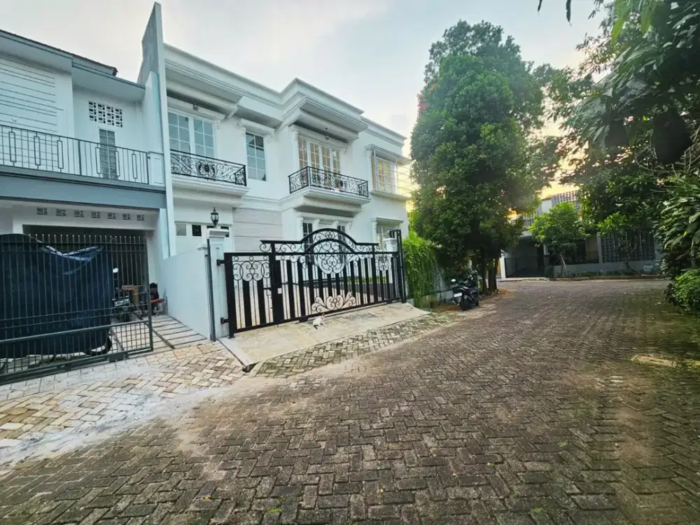 Rumah Dalam Komplek Ready Stock Turun Harga 8 menit dari Mall Pondok Indah Rempoa Ciputat Tangerang