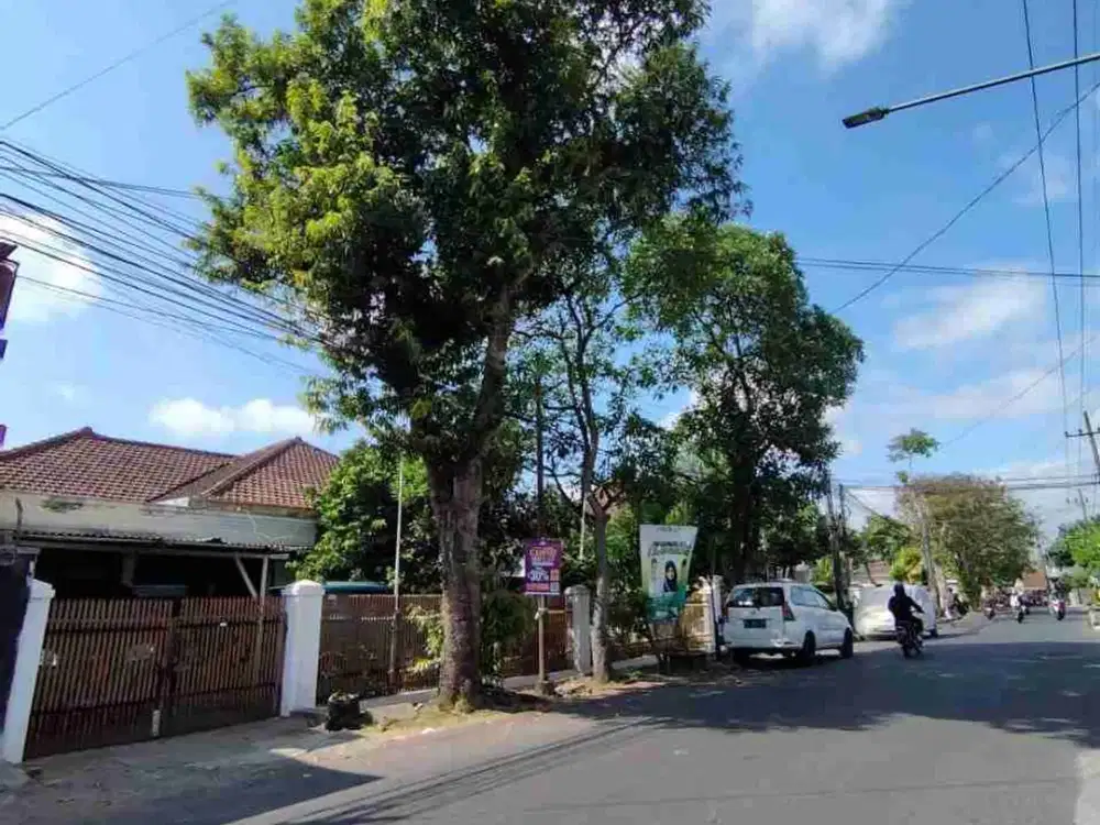 Disewakan Rumah usaha daerah ijen deket tidar deket kampus