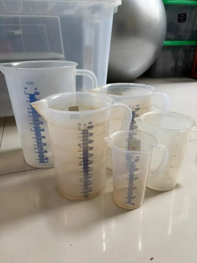 Perlengkapan Cafe Stand Akrilik Gelas Takar Cafe Signs