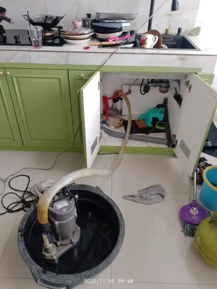 Pendorongan wastapel mampet