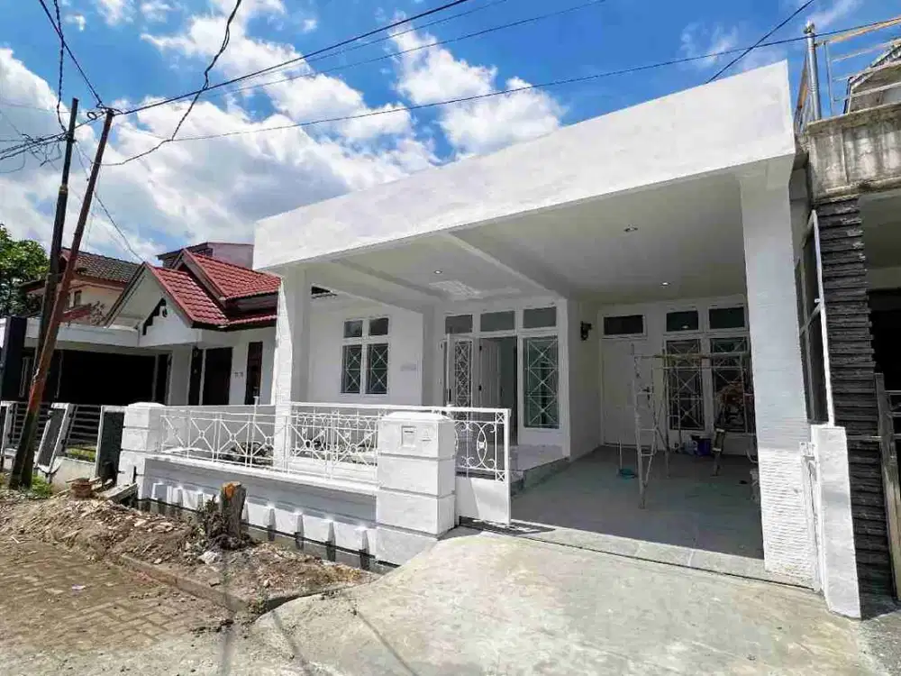 JUAL CEPAT RUMAH DI KOMPLEK TASBIH