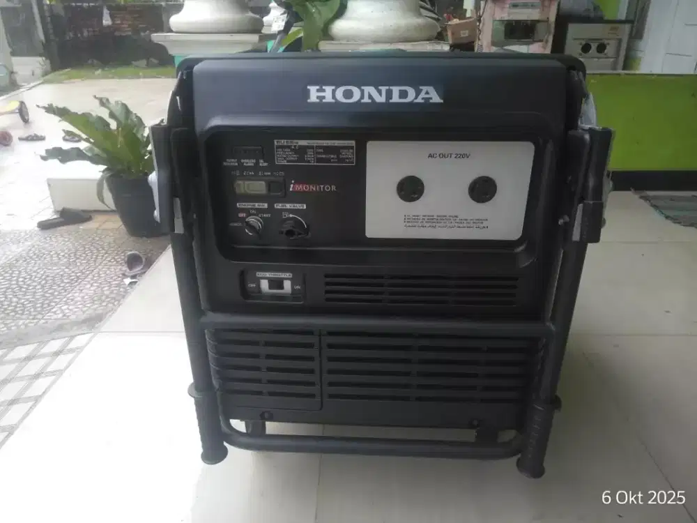 Genset Honda Inverter EU65is 5200 Watt Normal Harga Nego Bisa COD