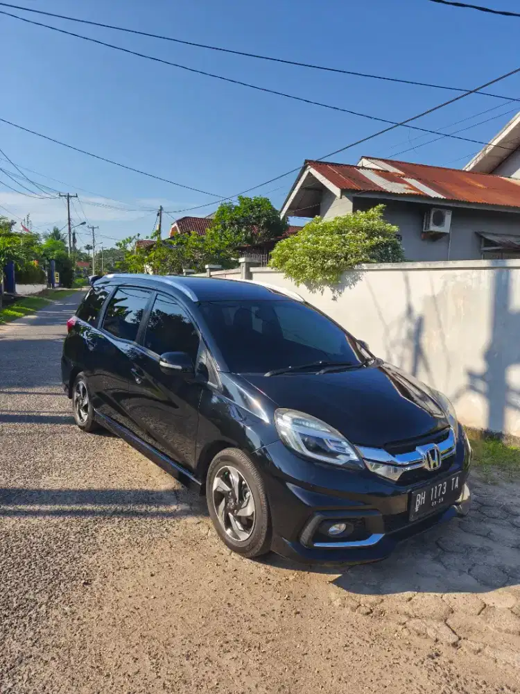 Dijual cepat Mobilio RS Matic