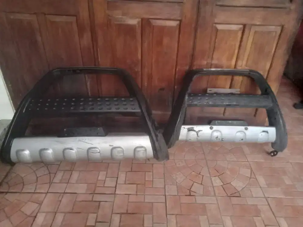 Bumper tanduk second