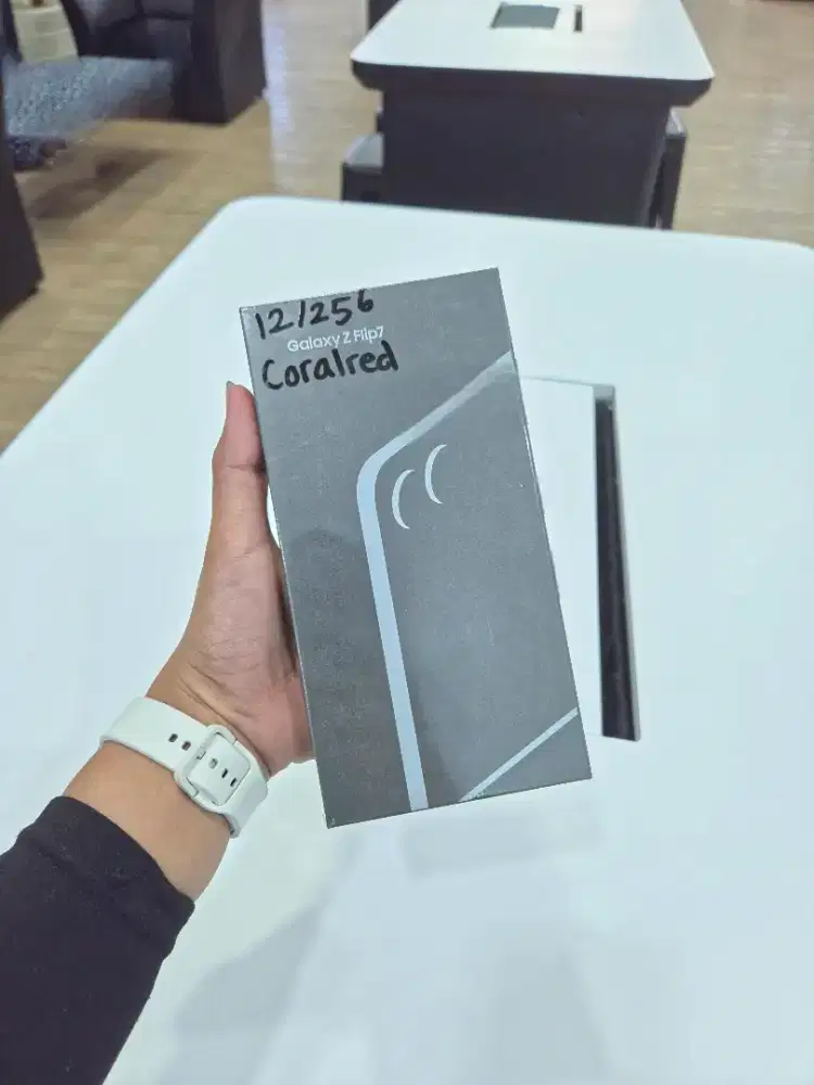 (READY STOK) SAMSUNG GALAXY Z FLIP 7 512 GB GARANSI RESMI SEIN