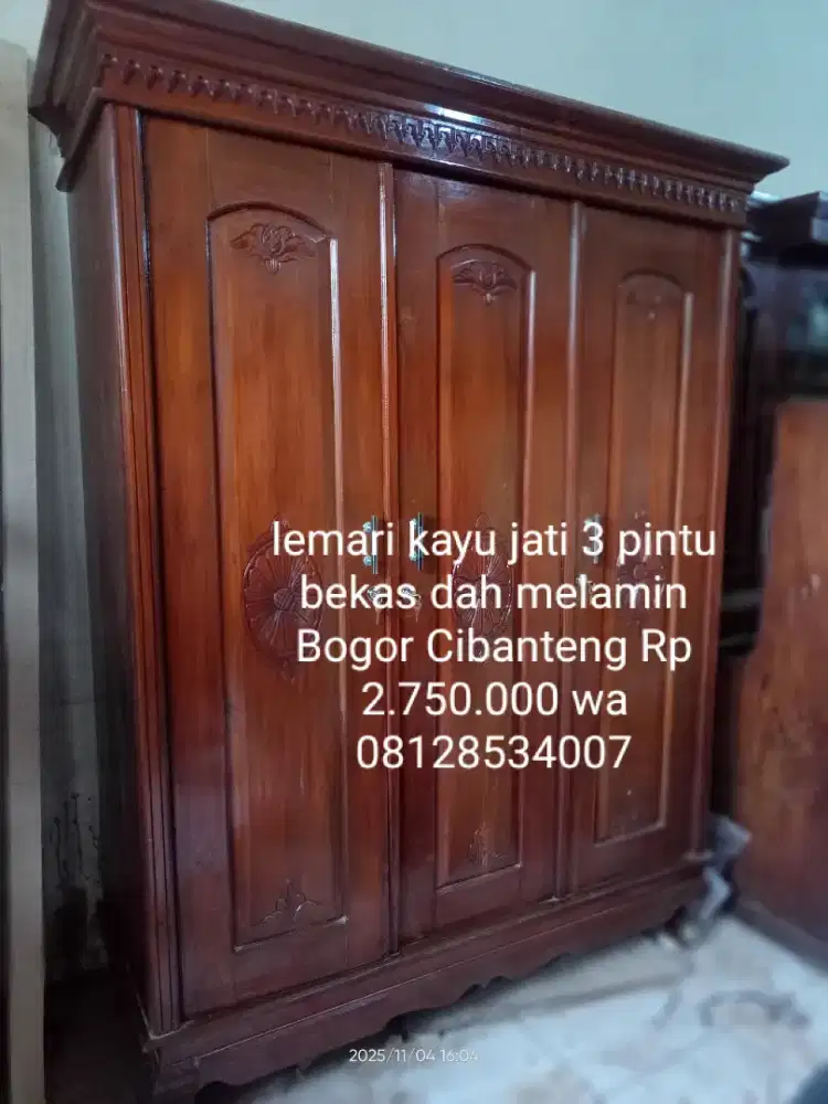 Lemari kayu jati 3 pintu bekas dah melamin di bogor