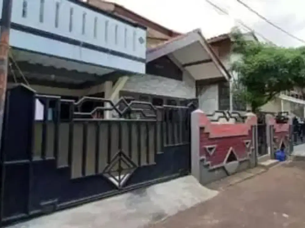 Rumah LT 250 Meter di Bintara Dekat ke Stasiun Cakung