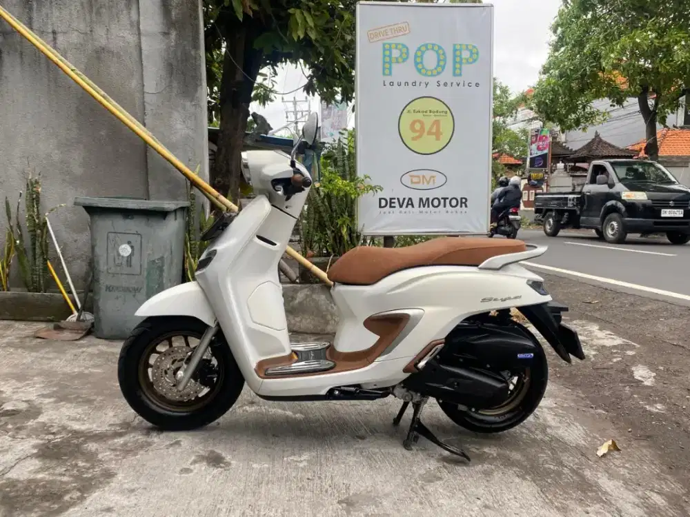 Stylo ABS 160 cc putih Deva motor