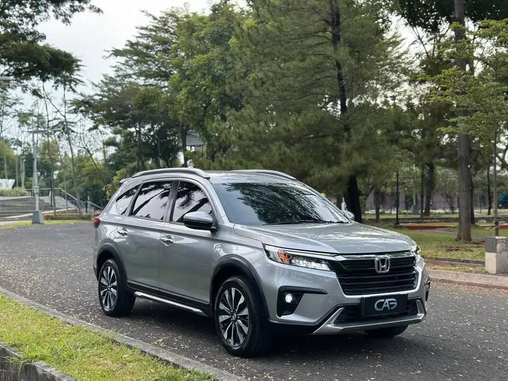 BR-V PRESTIGE AT 2022/ BR-V PRESTIGE MSTIC AUTOMATIC 2022