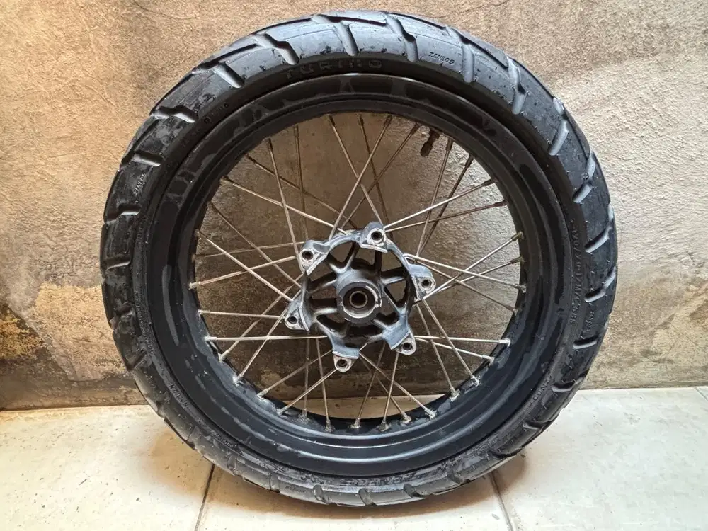 Velg Jari-Jari Pulsar