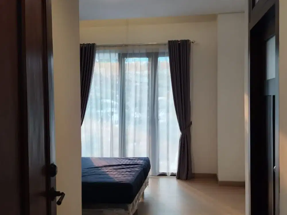 Rumah Di Menteng area Di sewakan