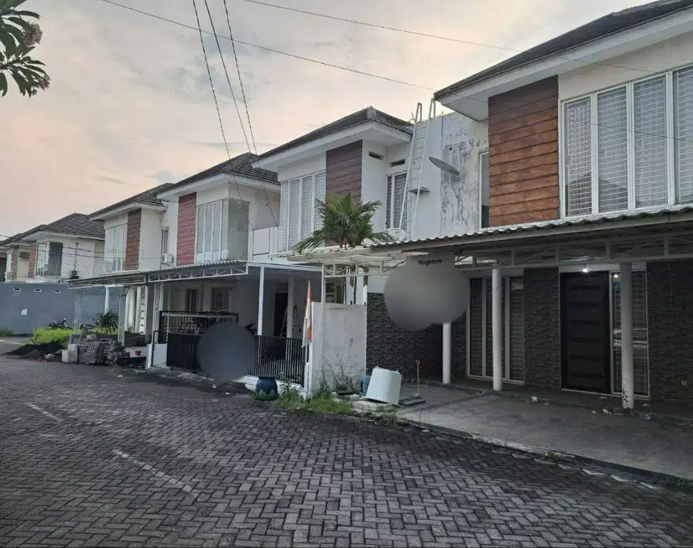 DIJUAL RUMAH EVERGREEN DE PARC GUNUNGANYAR