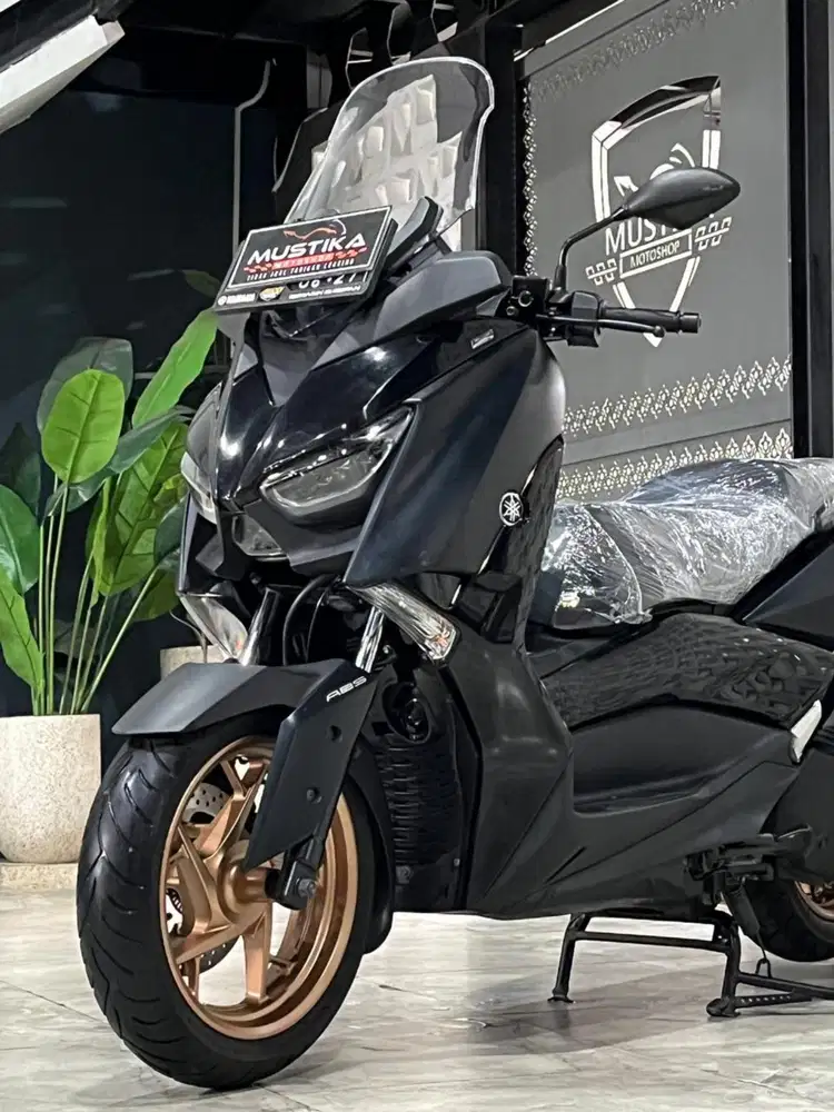 Matic Touring‼️Xmax 250 2022. Odo 9rb. DANNY Mustika Motoshop Malang