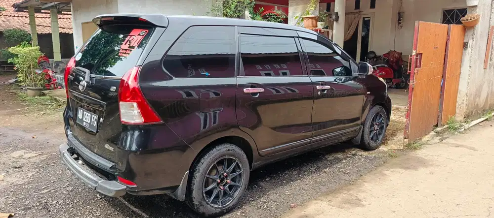 Toyota Avanza 2012 Bensin