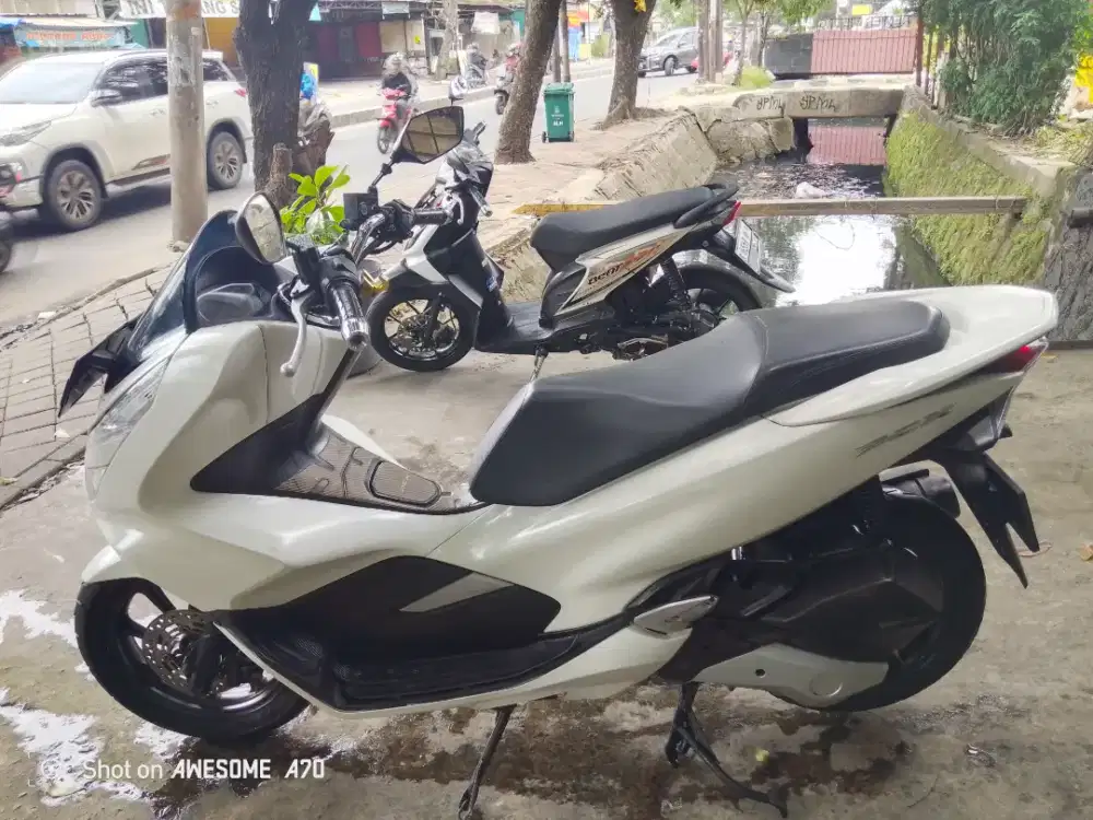PCX 2019 putih CBS Cipondoh