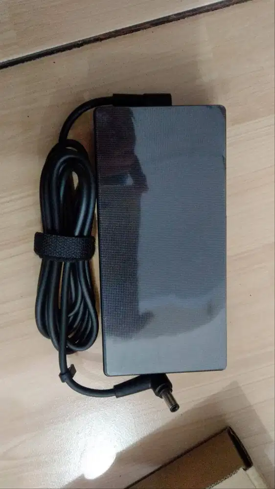 Adaptor Charger ASUS TUF Gaming ROG 20V 7.5A 150W Original 20.0V 7.50A