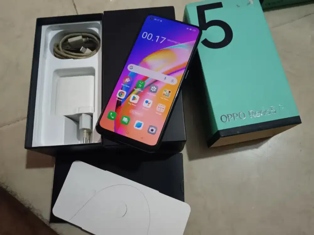 Oppo reno 5f ram 8 /128 lengkap