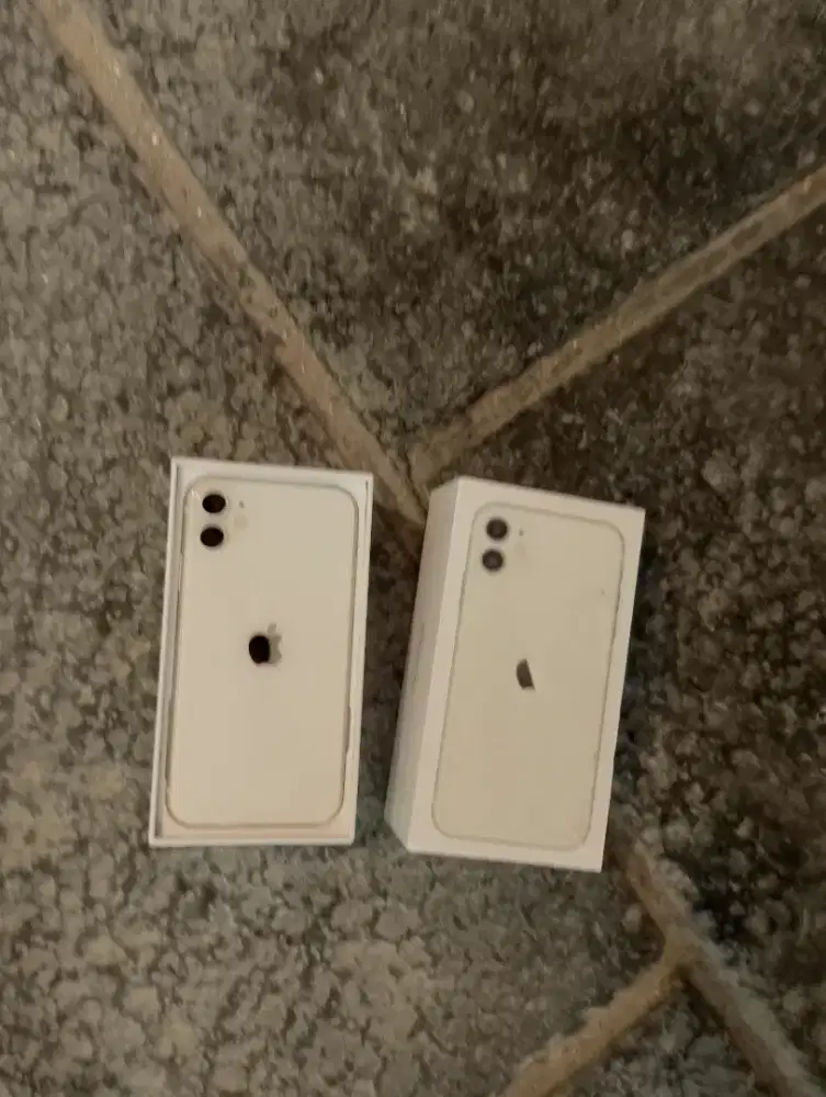 Iphone 11 pro max 256gb yg pasti 4G