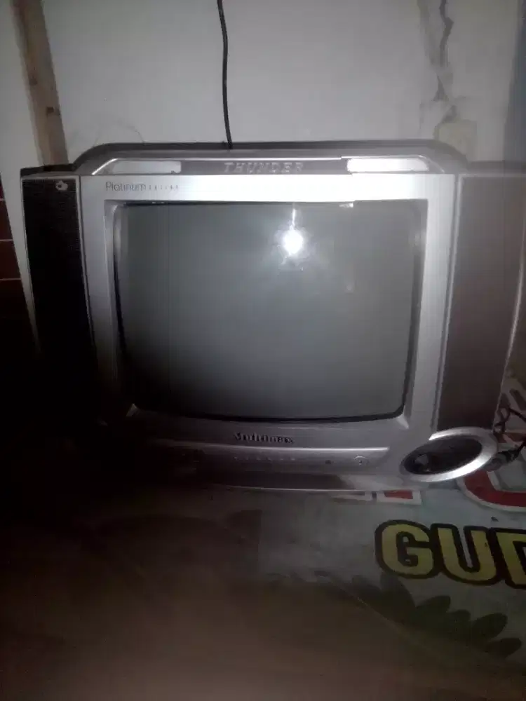 Jual Tv bekas Tapi masih bagus