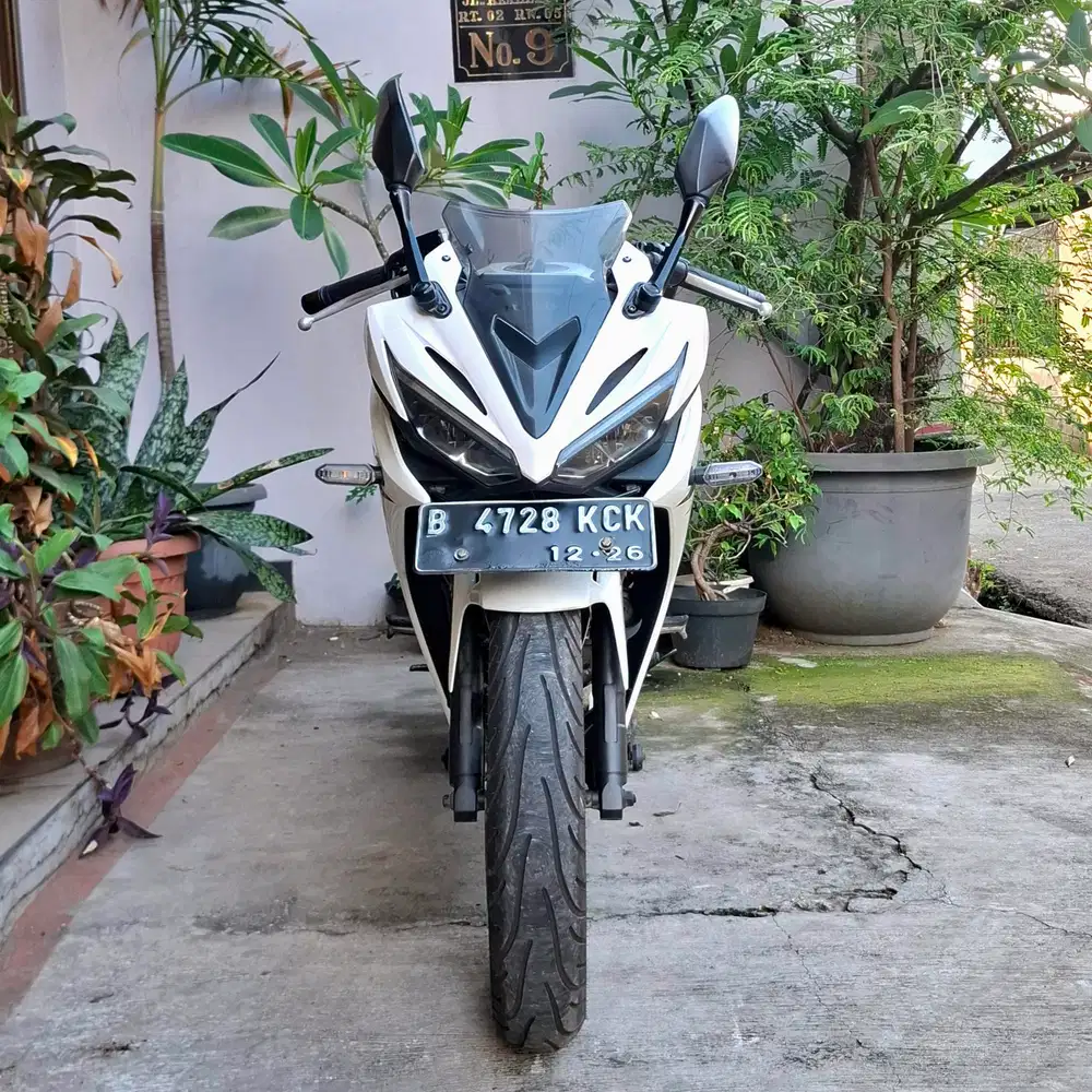 [PAJAK HIDUP] All New Honda CBR 150 CC Facelift  Tahun 2016 ISTIMEWA