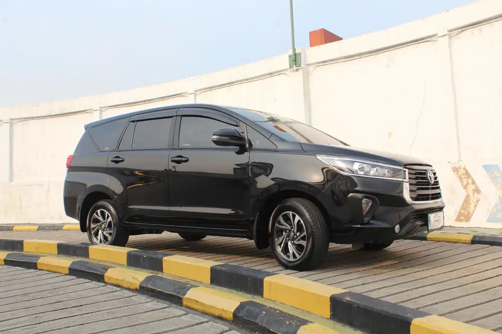 [DIESEL][LOW KM] Toyota Innova G Diesel Solar AT Reborn 2024 2025 V