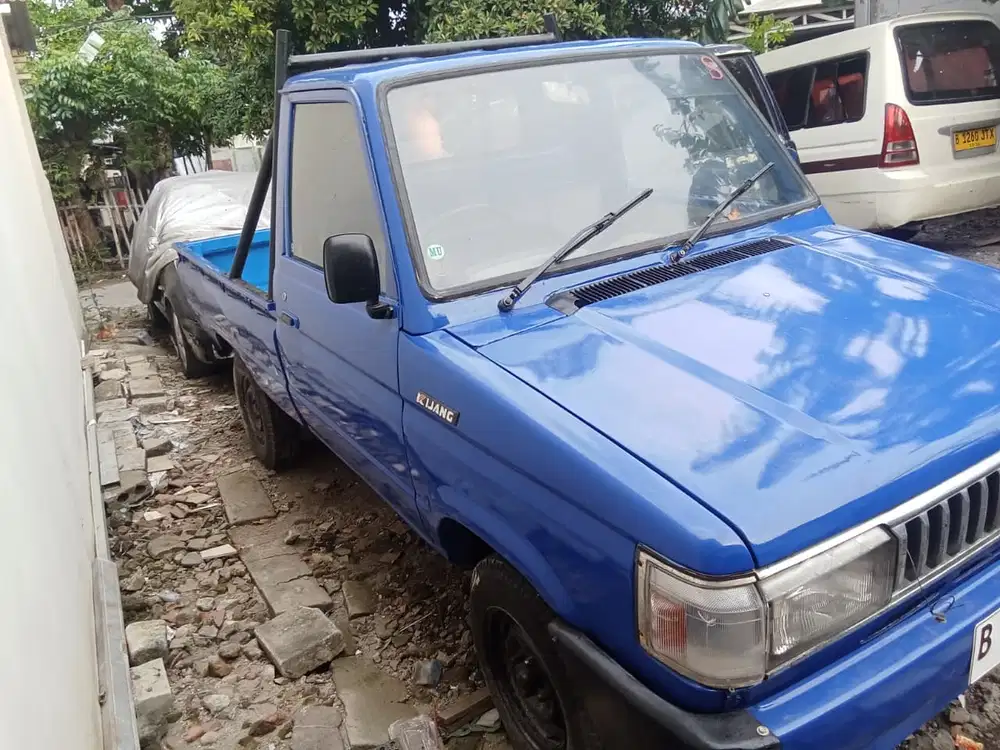 Toyota Kijang 1987 Bensin