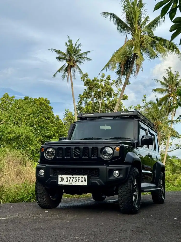 Suzuki Jimny 2024 5 pintu