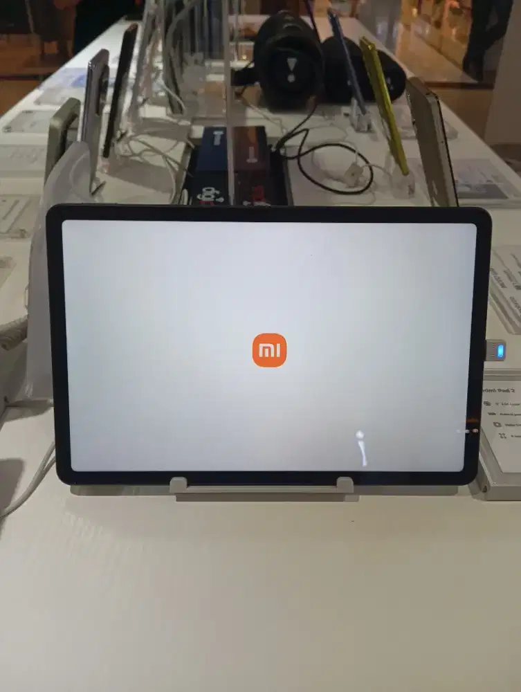 REDMI PAD 2 8/128GB, UKURAN LAYAR 11INC, BATRENYA 9.000mAh, BISA CICIL