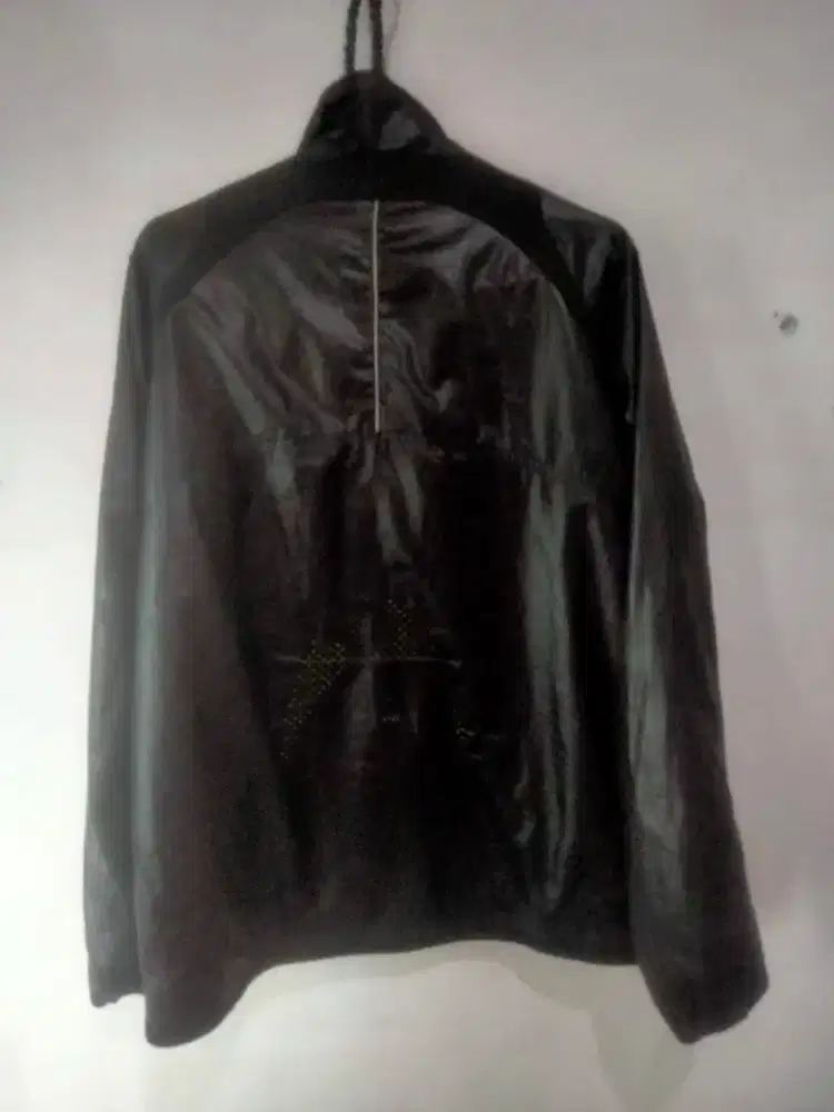 Jula aja gan jacket mizuno