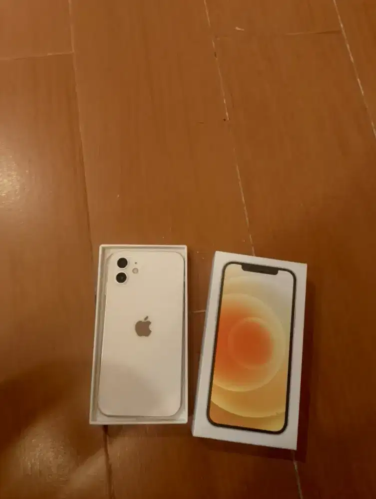 Iphone 12 128gb yg pertama baru
