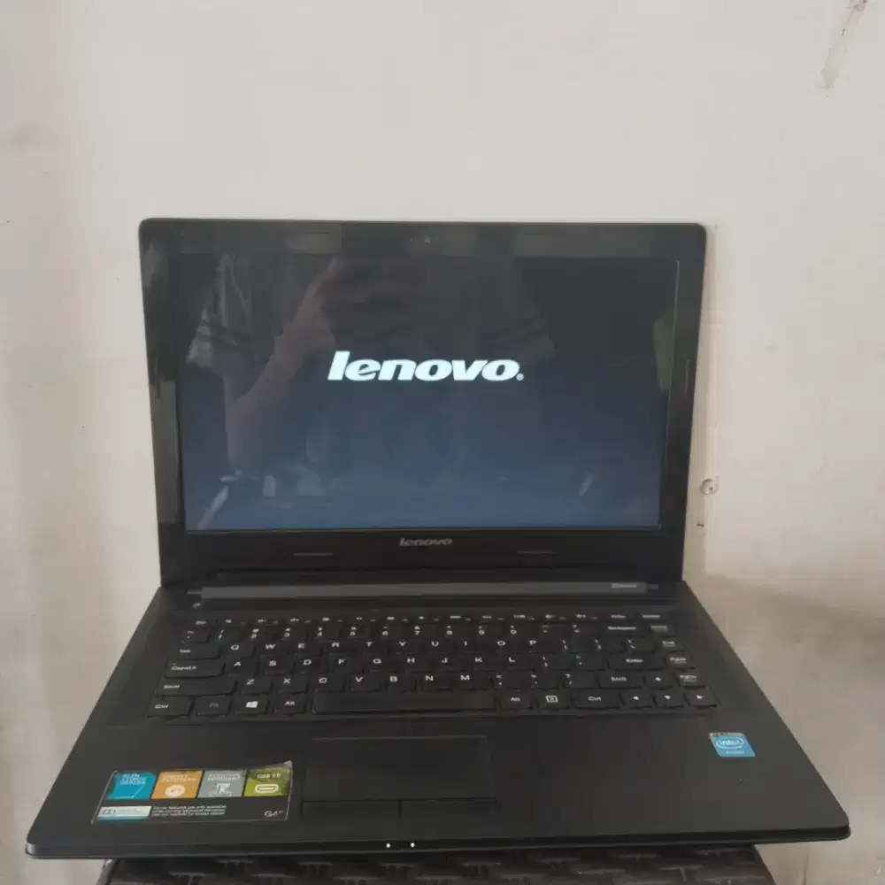 JUAL LAPTOP LENOVO G40-70 INTEL CELERON 2957U RAM4GB HDD500GB WIN10PRO