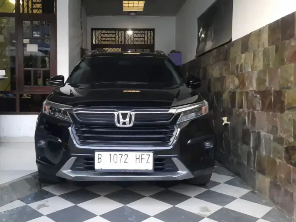 1st NAME record SERVICE honda BRV 2022 model honda BR-V 2023