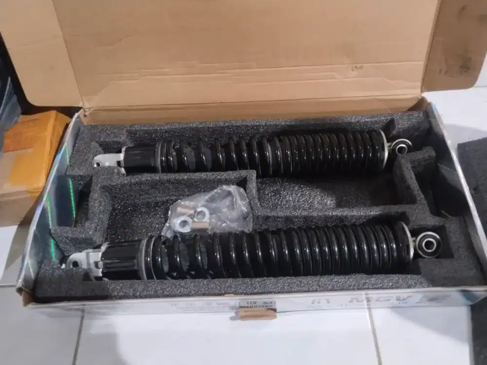 Sock belakang PCX 2025 original,