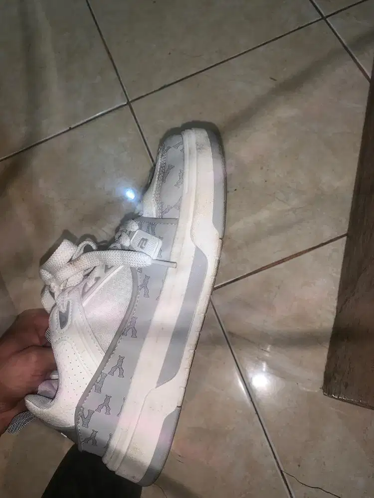 sepatu fashion pria/wanita