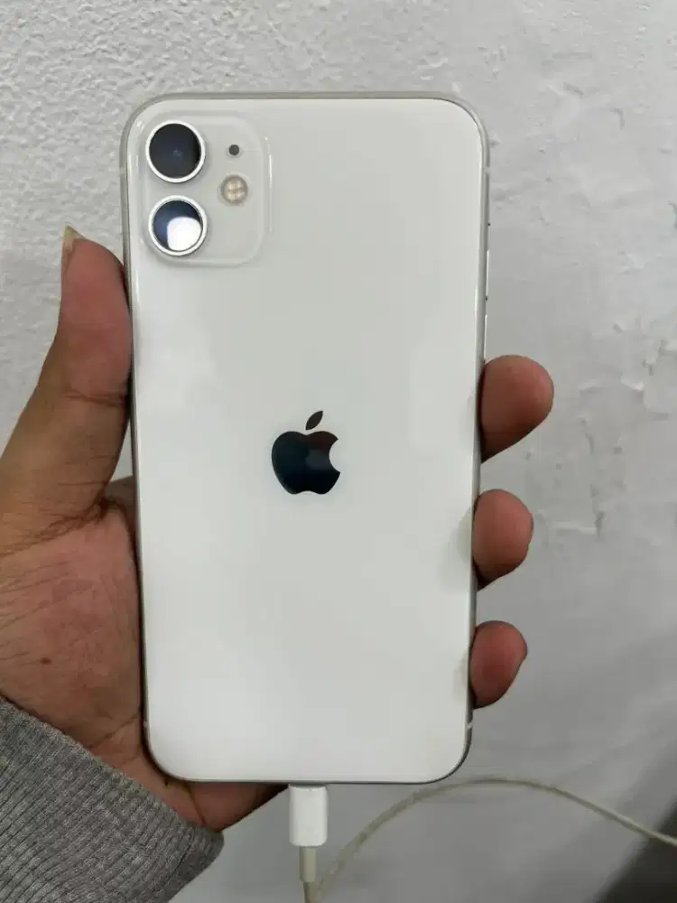 iPhone 11 128 ex ibox