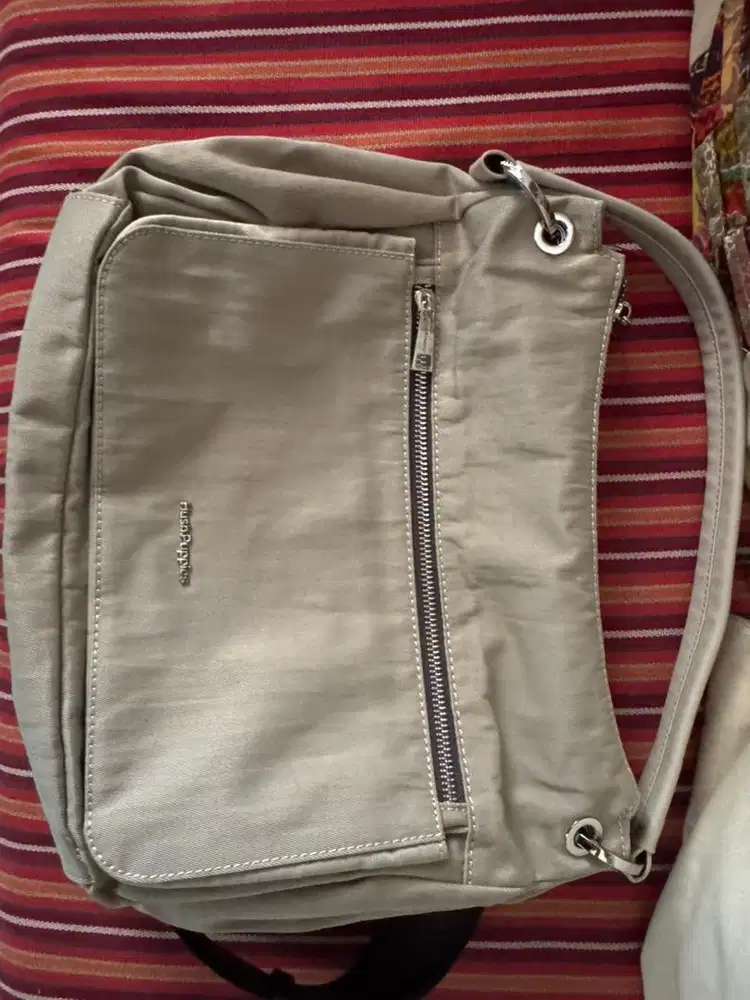 Hush Puppies Shoulder/Sling Bag