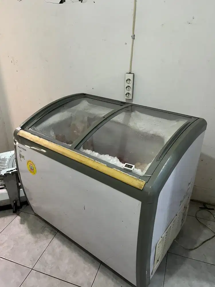 Chest Freezer Polytron PCF 296 | Display | Daging Ice Cream