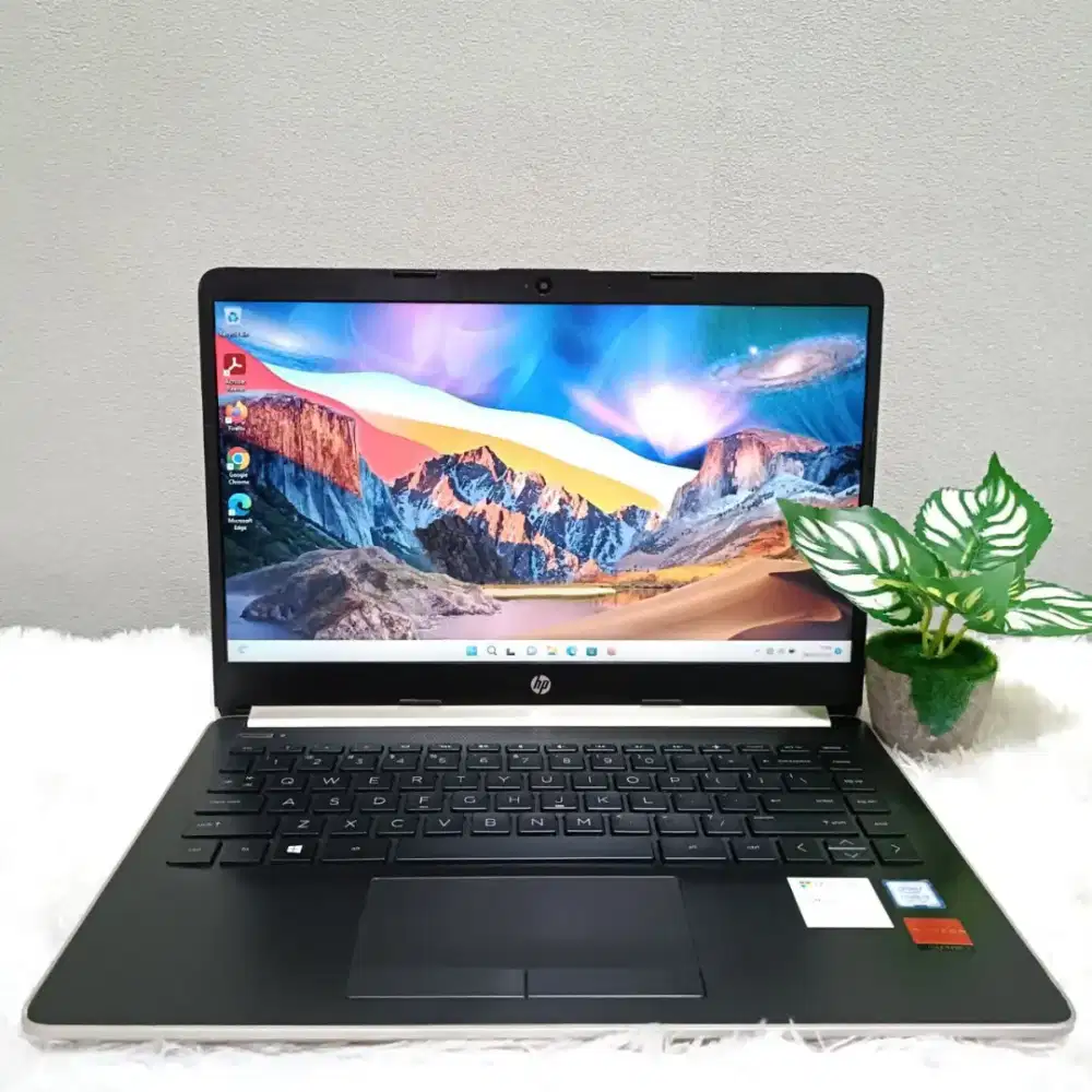 HP 14 CF0080TX CORE I3 8130u DUAL VGA RAM 8GB SSD 256GB LAYAR 14.0