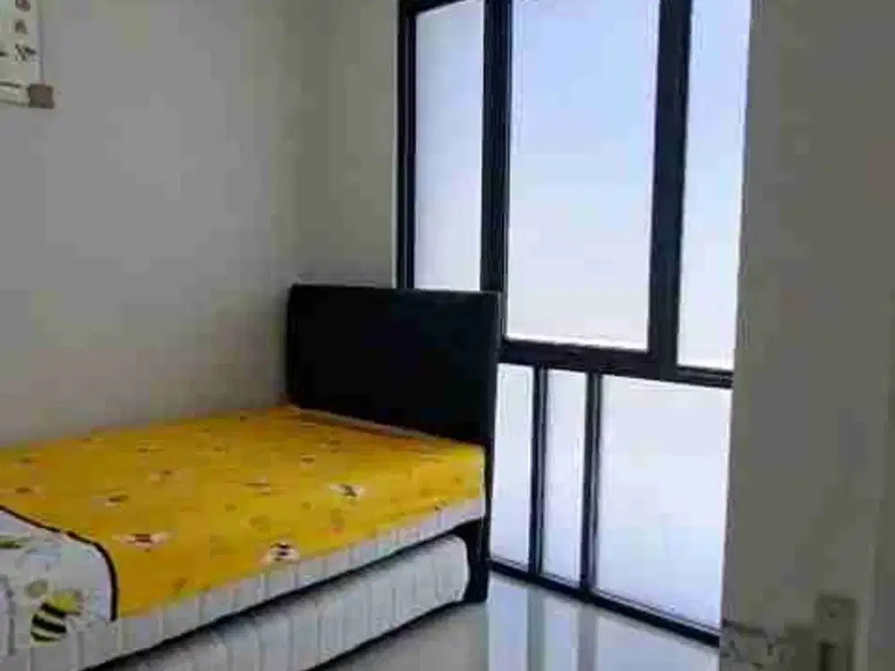 Disewakan / jual rumah office royal residen surabaya