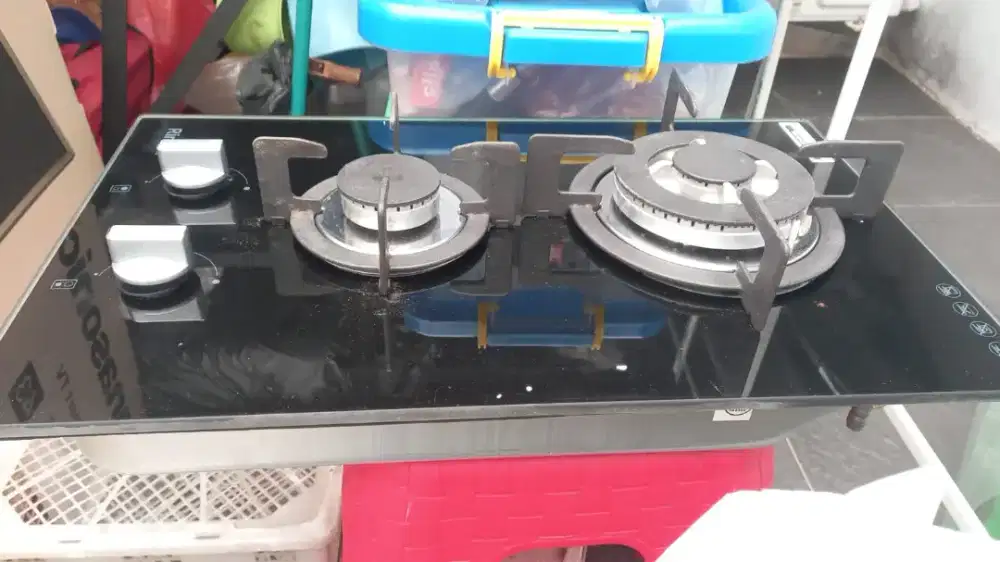 KOMPOR GAS TANAM RINNAI 2 TUNGKU ( BELUM DI PAKAI)