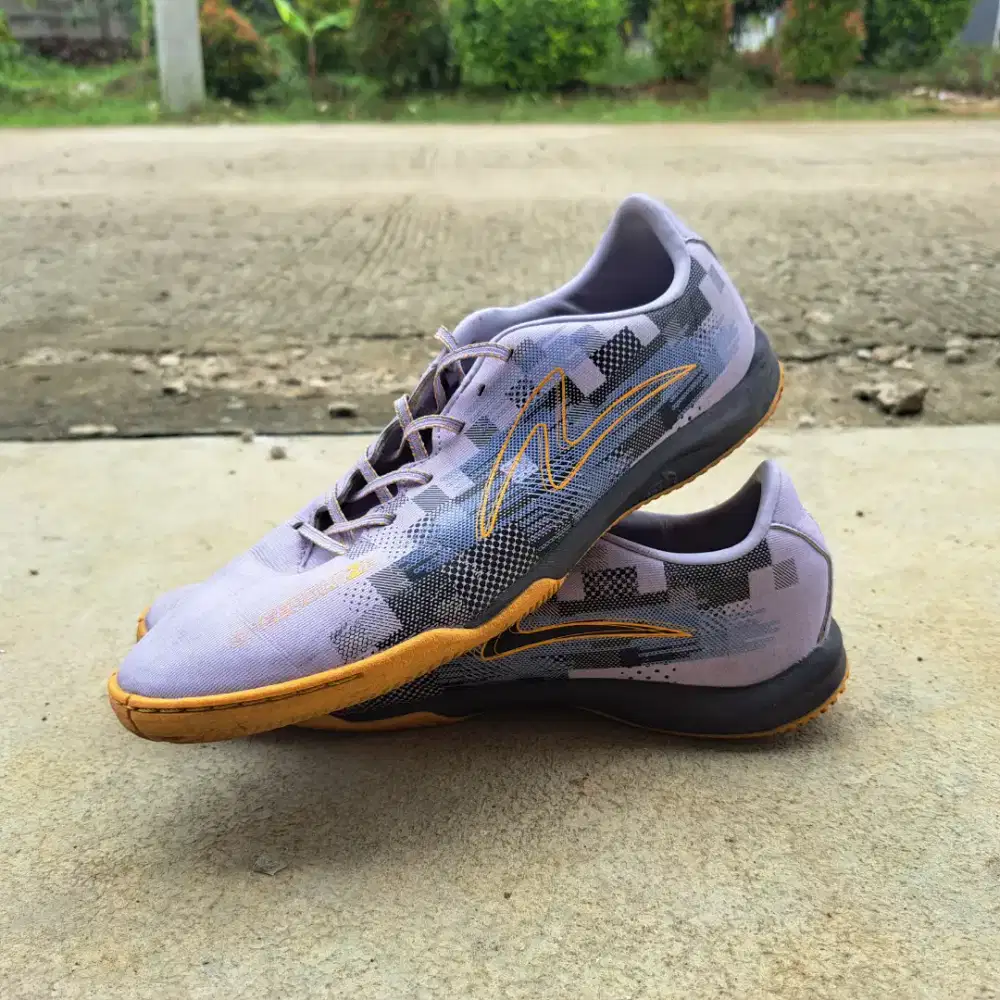 SEPATU FUTSAL SPECS SPEEDBLAZE 2