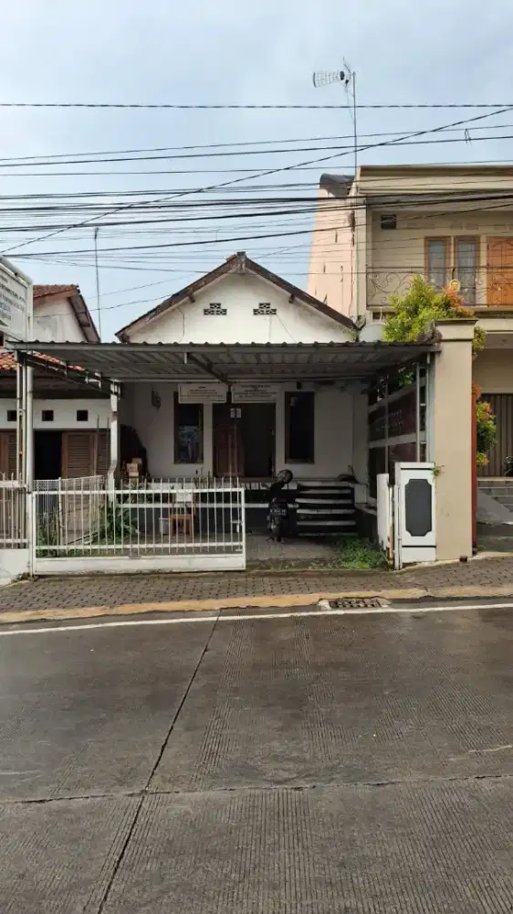 Rumah Dijual Di Jalan Utama Kota Salatiga