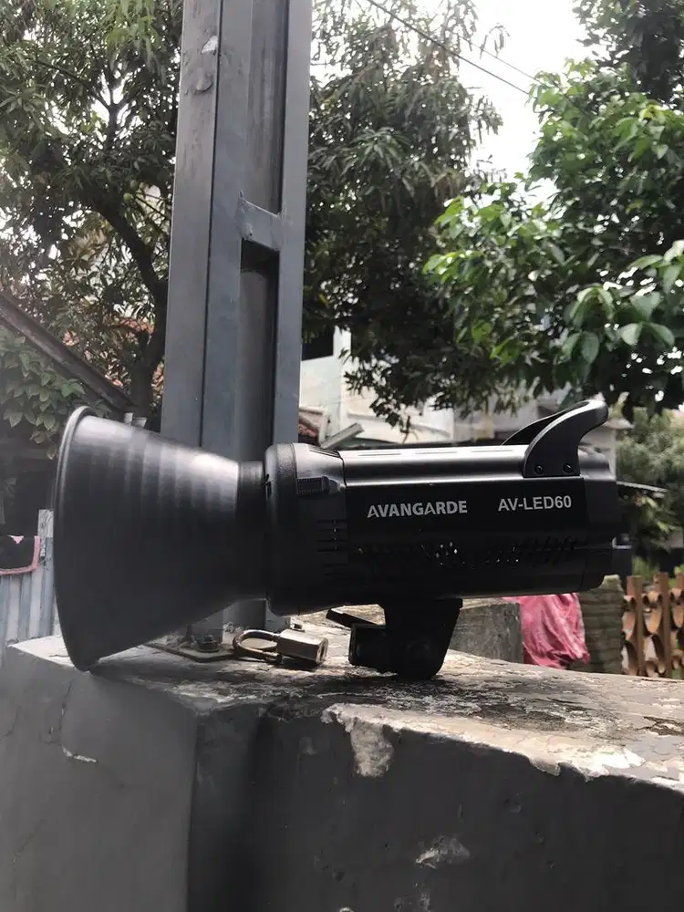 Lampu COB Avangarde AV LED 60