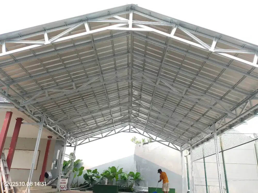 Kanopi baja ringan terdekat