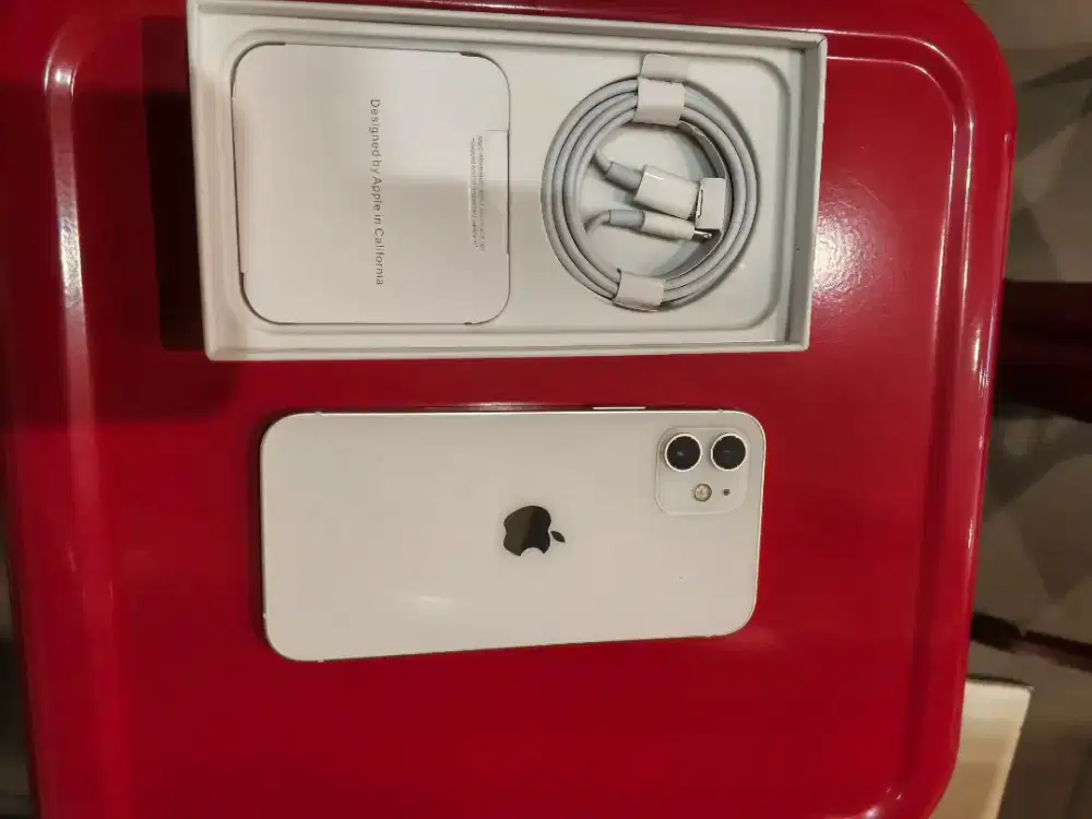 iphone 11 128gb termasuk kabel dan box dll